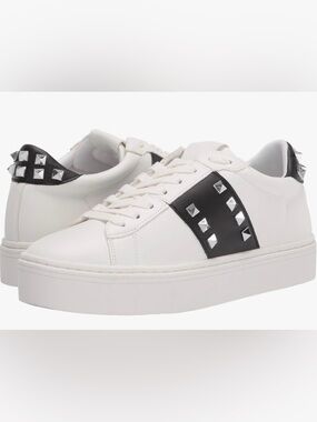 STEVEN by Steve Madden Women's Belen Sneaker. Size 10. New without box